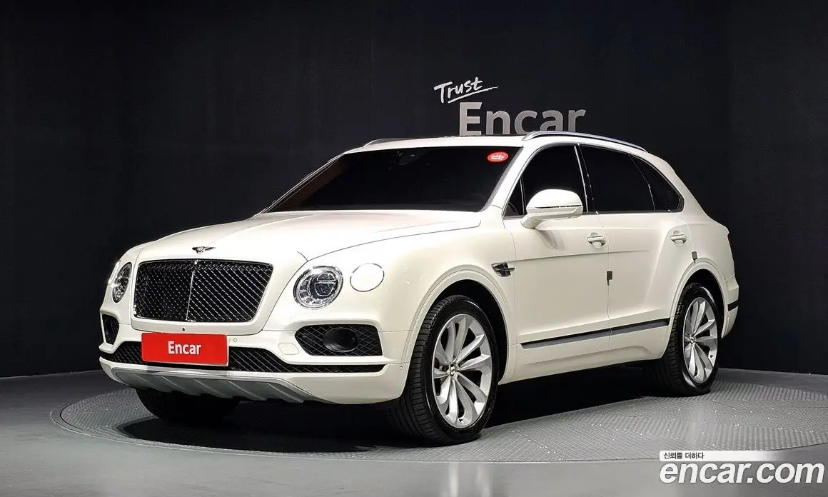 Bentley Bentayga 2019 4.0 АКПП, фото 1 Bentley Bentayga 2019 4.0 АКПП, фото 1