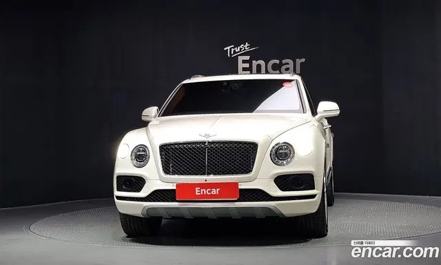 Bentley Bentayga 2019 4.0 АКПП, миниатюра 3 Bentley Bentayga 2019 4.0 АКПП, миниатюра 3