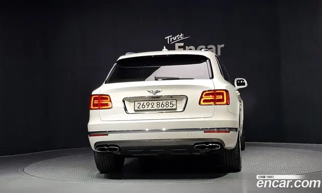 Bentley Bentayga 2019 4.0 АКПП, миниатюра 4 Bentley Bentayga 2019 4.0 АКПП, миниатюра 4