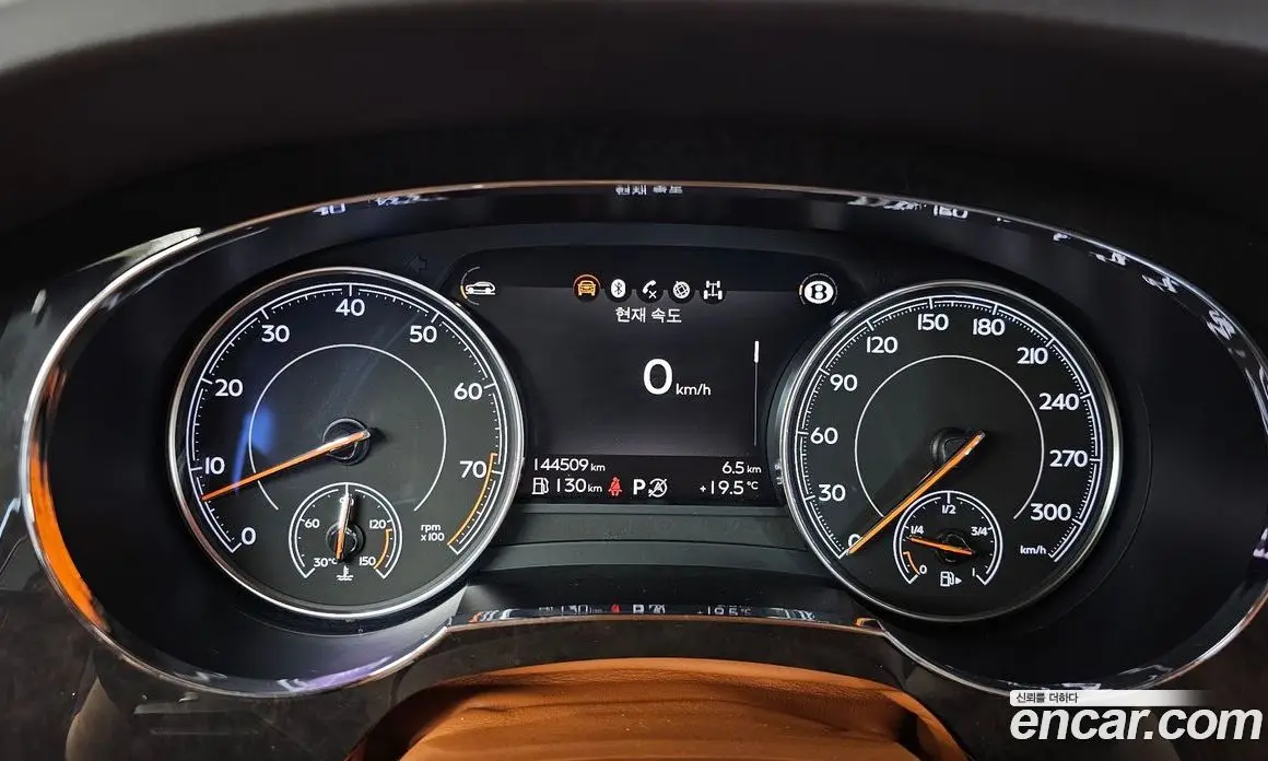 Bentley Bentayga 2019 4.0 АКПП, фото 8 Bentley Bentayga 2019 4.0 АКПП, фото 8