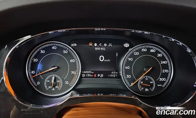 Bentley Bentayga 2019 4.0 АКПП, миниатюра 8 Bentley Bentayga 2019 4.0 АКПП, миниатюра 8