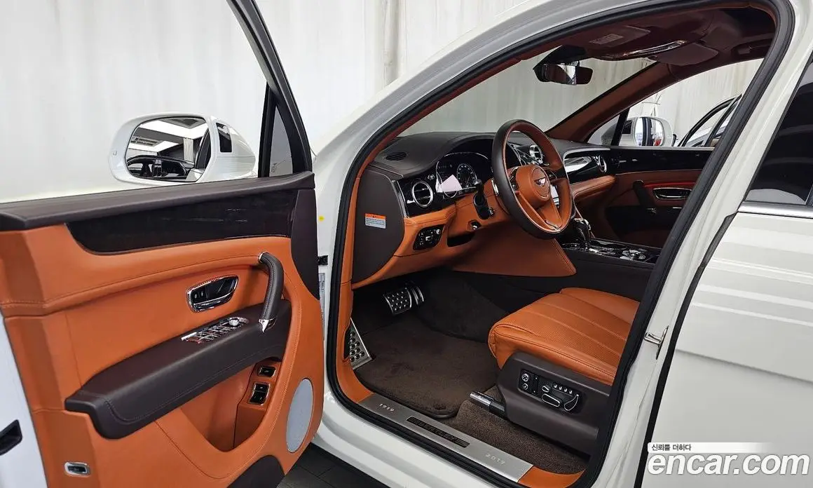 Bentley Bentayga 2019 4.0 АКПП, фото 10 Bentley Bentayga 2019 4.0 АКПП, фото 10