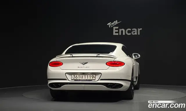 Bentley Continental 2023 4.0 АКПП, миниатюра 3