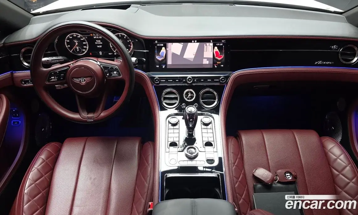 Bentley Continental 2023 4.0 АКПП, фото 9