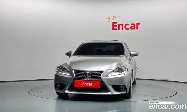 Lexus IS 2016 2.0 АКПП, миниатюра 3 Lexus IS 2016 2.0 АКПП, миниатюра 3