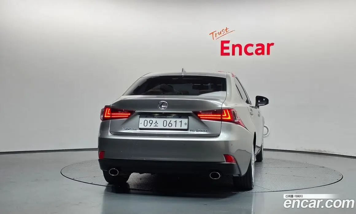 Lexus IS 2016 2.0 АКПП, фото 4 Lexus IS 2016 2.0 АКПП, фото 4