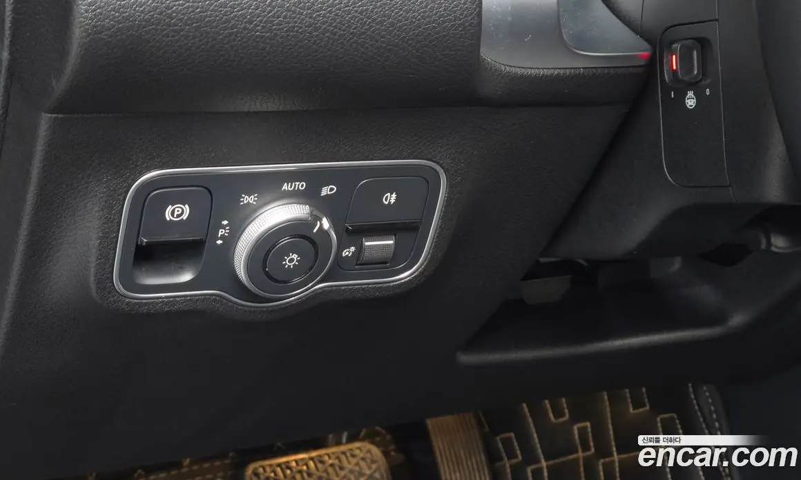 Mercedes-Benz GLB-Class 2023 1.9 АКПП, фото 16