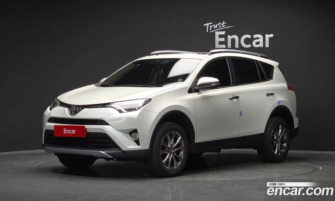 Toyota RAV4 2018 2.5 АКПП, фото 1 Toyota RAV4 2018 2.5 АКПП, фото 1