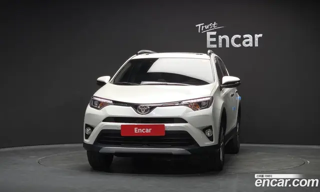 Toyota RAV4 2018 2.5 АКПП, миниатюра 3 Toyota RAV4 2018 2.5 АКПП, миниатюра 3