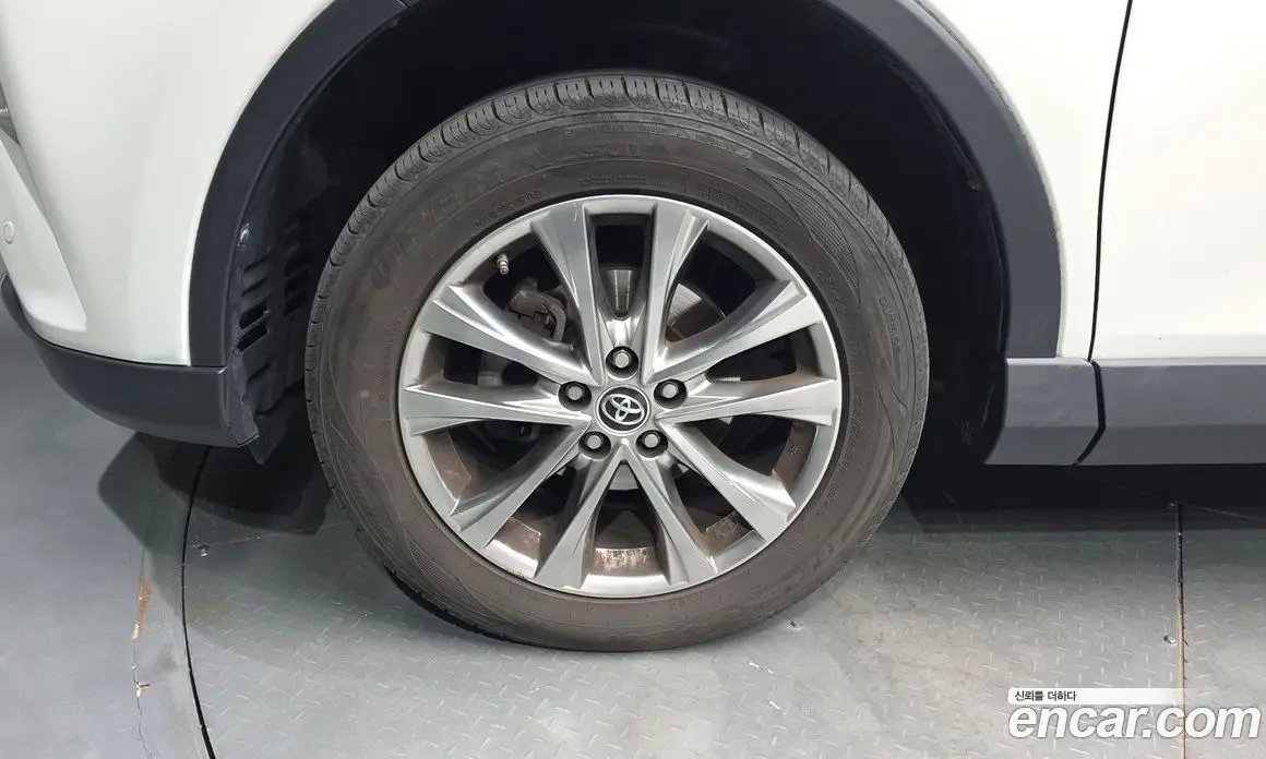 Toyota RAV4 2018 2.5 АКПП, фото 5 Toyota RAV4 2018 2.5 АКПП, фото 5