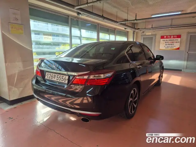Honda Accord 2017 2.4 АКПП, миниатюра 2