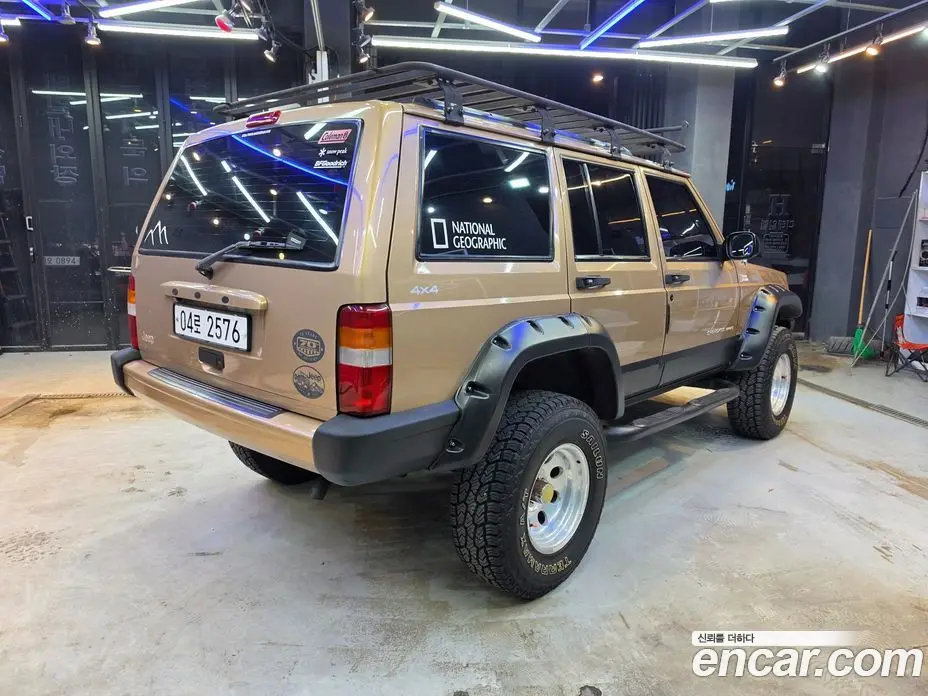 Jeep Cherokee 1999 2.5 МКПП, фото 4