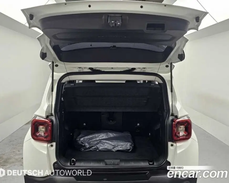 Jeep Renegade 2023 1.3 АКПП, фото 19