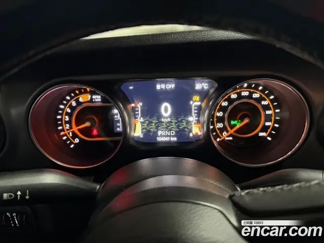 Jeep Wrangler 2018 2.0 АКПП, миниатюра 9 Jeep Wrangler 2018 2.0 АКПП, миниатюра 9