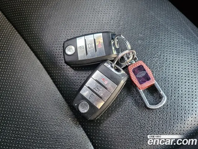 Kia Carens 2013 1.7 АКПП, миниатюра 11