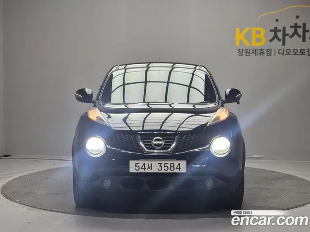 Nissan Juke, 2010, 127 500 км