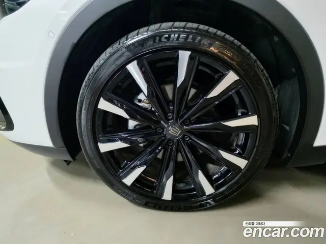 Toyota Crown 2026 2.4 АКПП, миниатюра 9