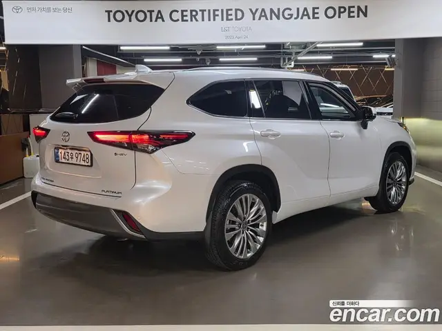 Toyota Highlander 2025 2.5 АКПП, миниатюра 4 Toyota Highlander 2025 2.5 АКПП, миниатюра 4