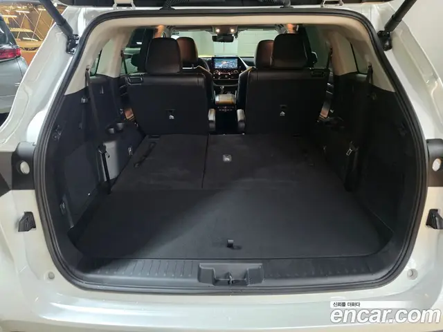 Toyota Highlander 2025 2.5 АКПП, миниатюра 5 Toyota Highlander 2025 2.5 АКПП, миниатюра 5