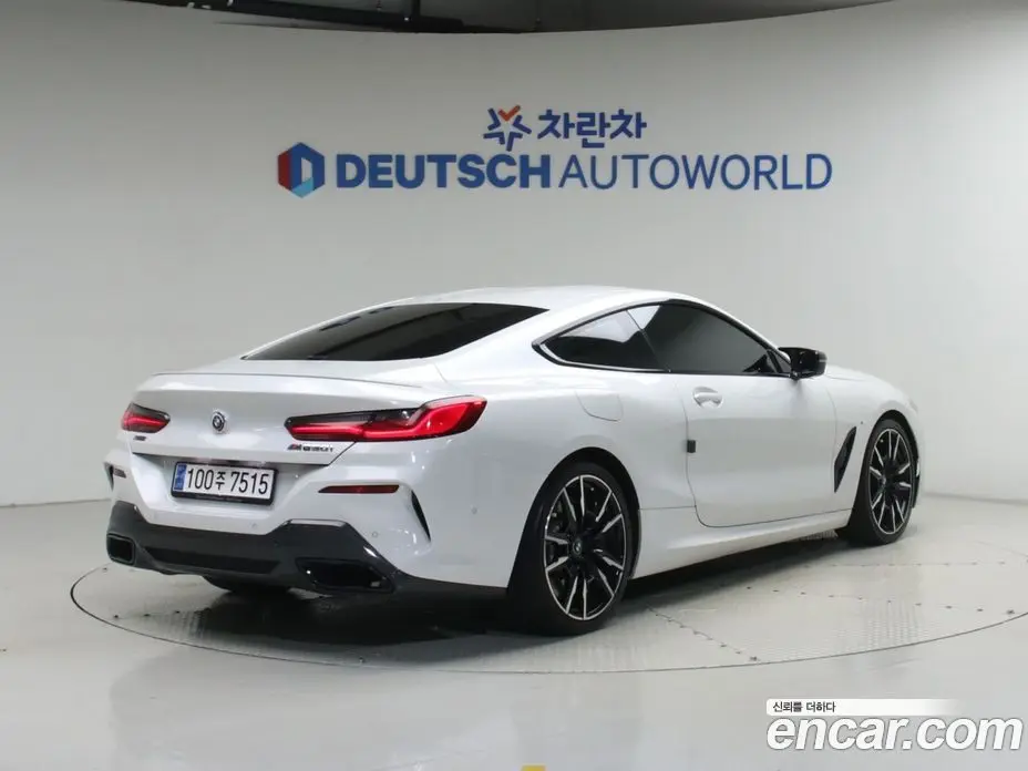 BMW 8 серия 2022 4.4 АКПП, фото 3