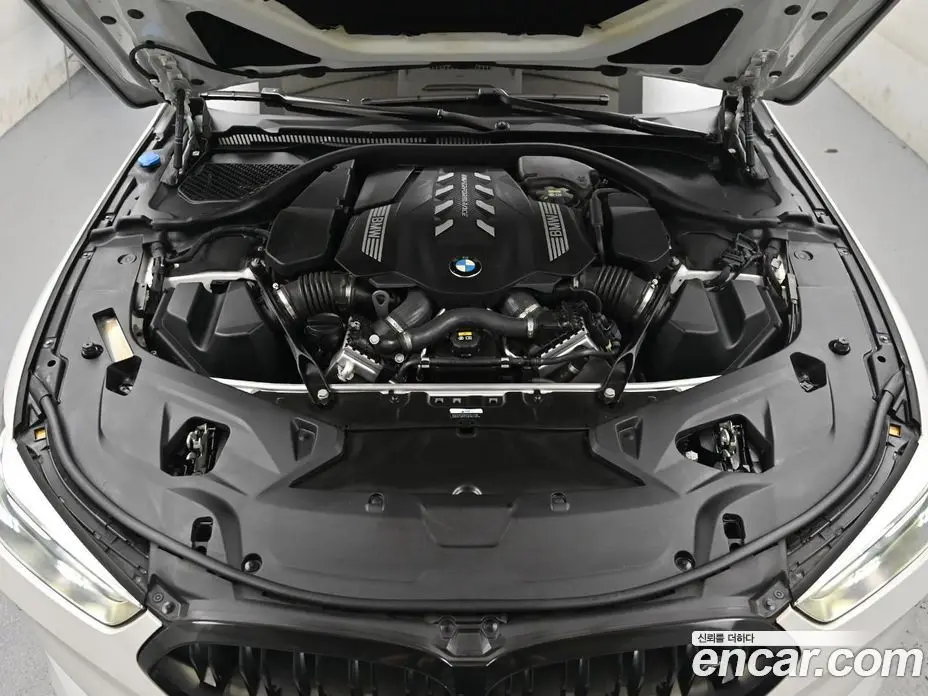 BMW 8 серия 2022 4.4 АКПП, фото 7