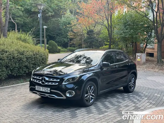 Mercedes-Benz GLA-Class, 2019, 76 130 км