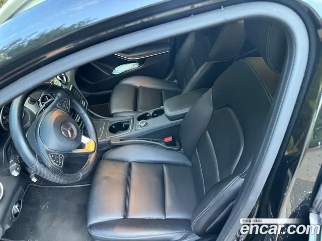 Mercedes-Benz GLA-Class 2019 2.0 АКПП, миниатюра 10