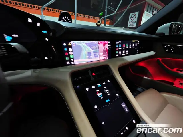 Porsche Taycan 2021 АКПП, миниатюра 10 Porsche Taycan 2021 АКПП, миниатюра 10