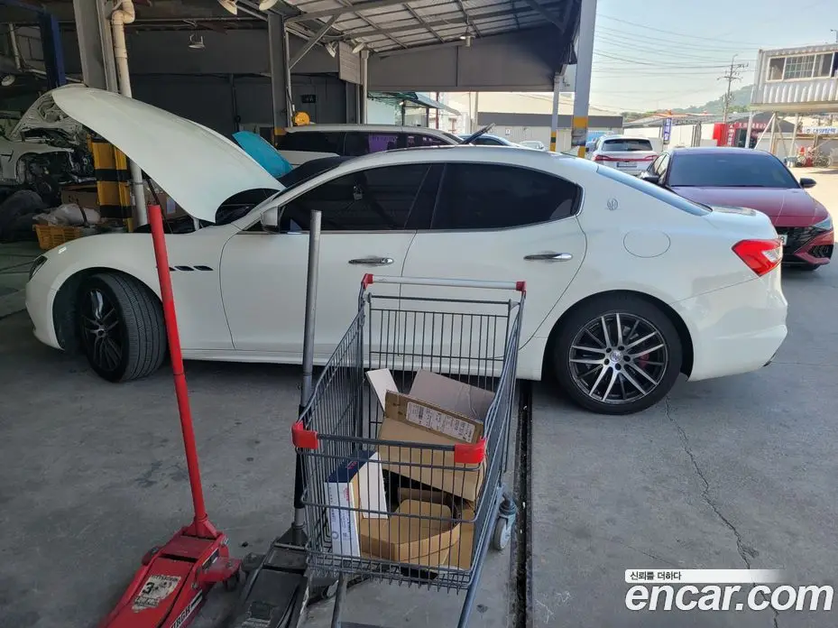 Maserati Ghibli 2018 3.0 АКПП, фото 13