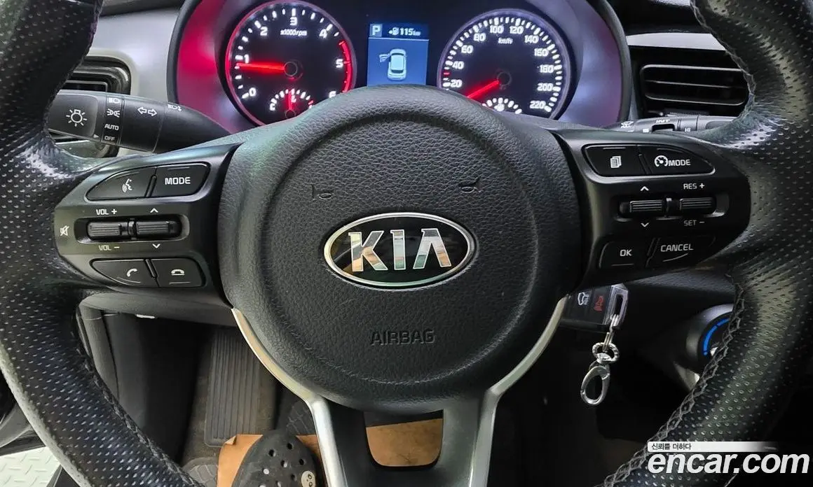 Kia Stonic 2017 1.6 АКПП, фото 16