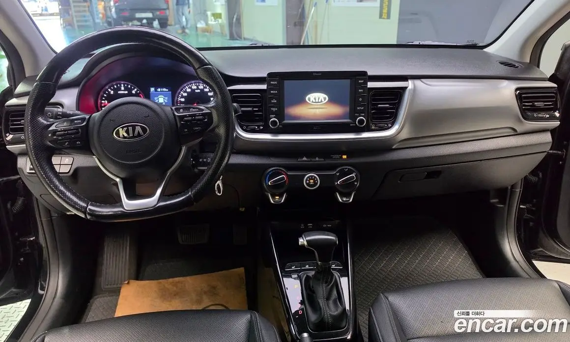 Kia Stonic 2017 1.6 АКПП, фото 9