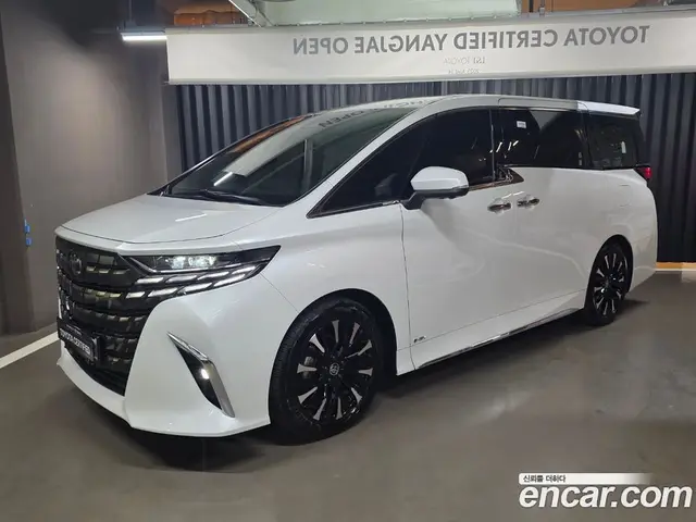 Toyota Alphard, 2025, 7 615 км