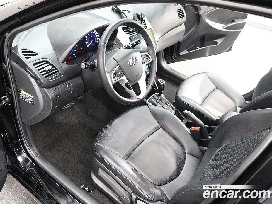 Hyundai Accent 2011 1.6 АКПП, фото 18