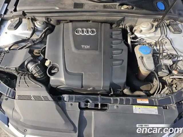 Audi A4 2012 2.0 АКПП, миниатюра 6