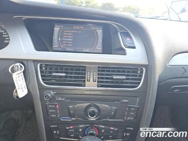 Audi A4 2012 2.0 АКПП, миниатюра 8