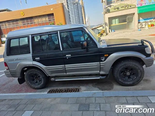 Hyundai Galloper 2000 3.0 АКПП, миниатюра 2
