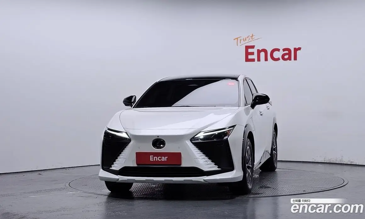 Lexus RZ 2023 0.2 АКПП, фото 3