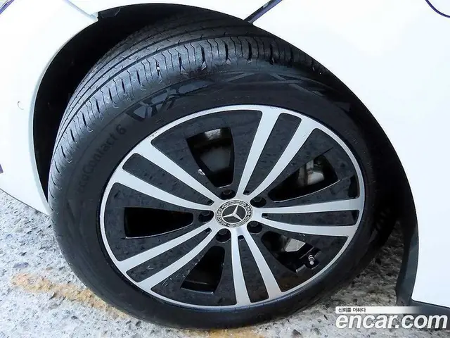 Mercedes-Benz EQE 2023 0.3 АКПП, миниатюра 5