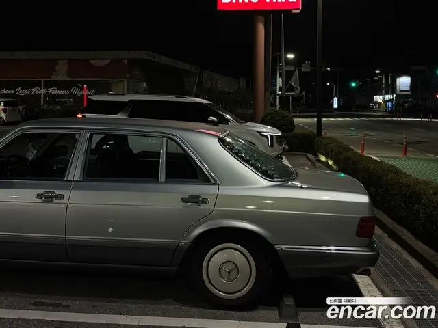Mercedes-Benz SEL/SEC 1990 3.0 АКПП, миниатюра 7