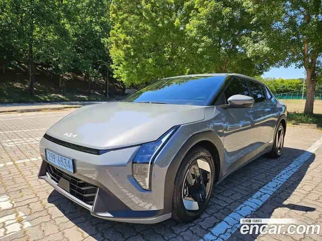 Kia EV4, 2025, 14 677 км