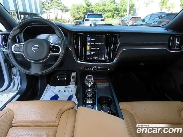 Volvo S60 2021 2.0 АКПП, миниатюра 7 Volvo S60 2021 2.0 АКПП, миниатюра 7