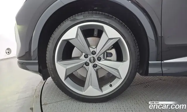 Audi Q4 e-tron 2026 0.2 АКПП, миниатюра 5