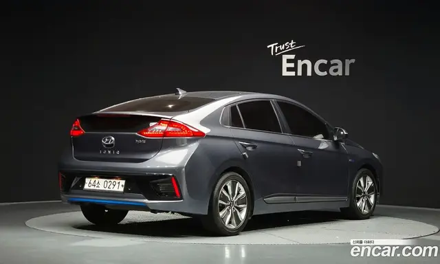Hyundai Ioniq 2016 1.6 АКПП, миниатюра 2
