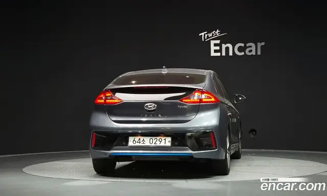 Hyundai Ioniq 2016 1.6 АКПП, миниатюра 4