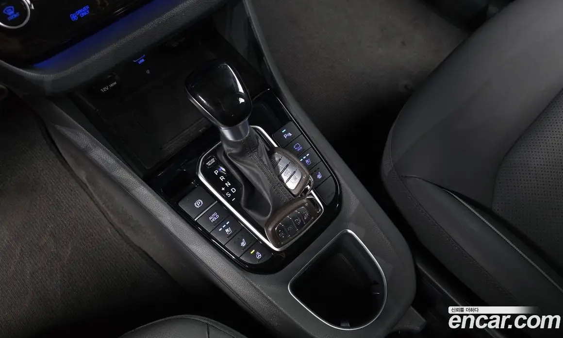Hyundai Ioniq 2019 1.6 АКПП, фото 11