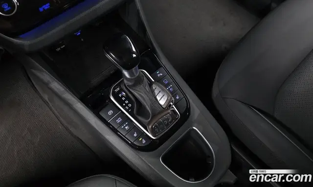 Hyundai Ioniq 2019 1.6 АКПП, миниатюра 11