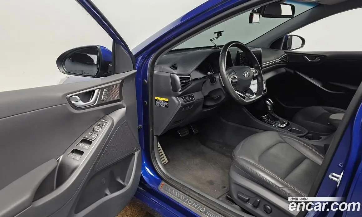 Hyundai Ioniq 2019 1.6 АКПП, фото 12