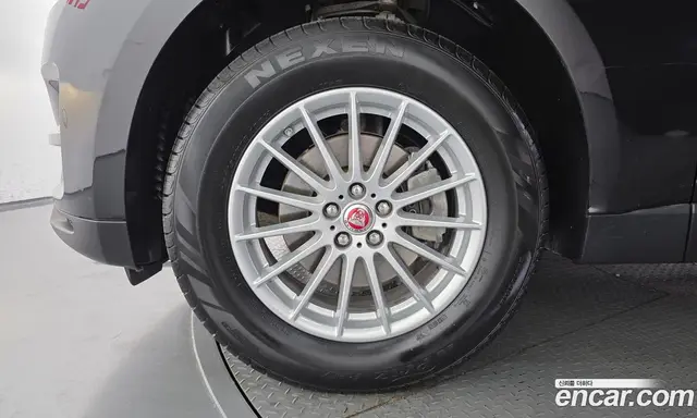 Jaguar F-Pace 2018 2.0 АКПП, миниатюра 5 Jaguar F-Pace 2018 2.0 АКПП, миниатюра 5