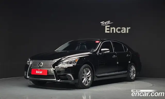 Lexus LS, 2016, 159 124 км