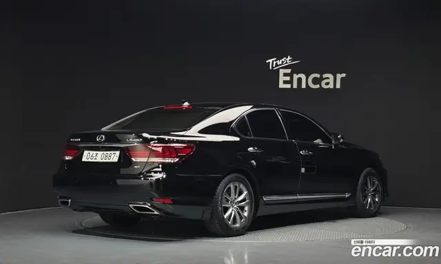 Lexus LS 2016 4.6 АКПП, миниатюра 2 Lexus LS 2016 4.6 АКПП, миниатюра 2